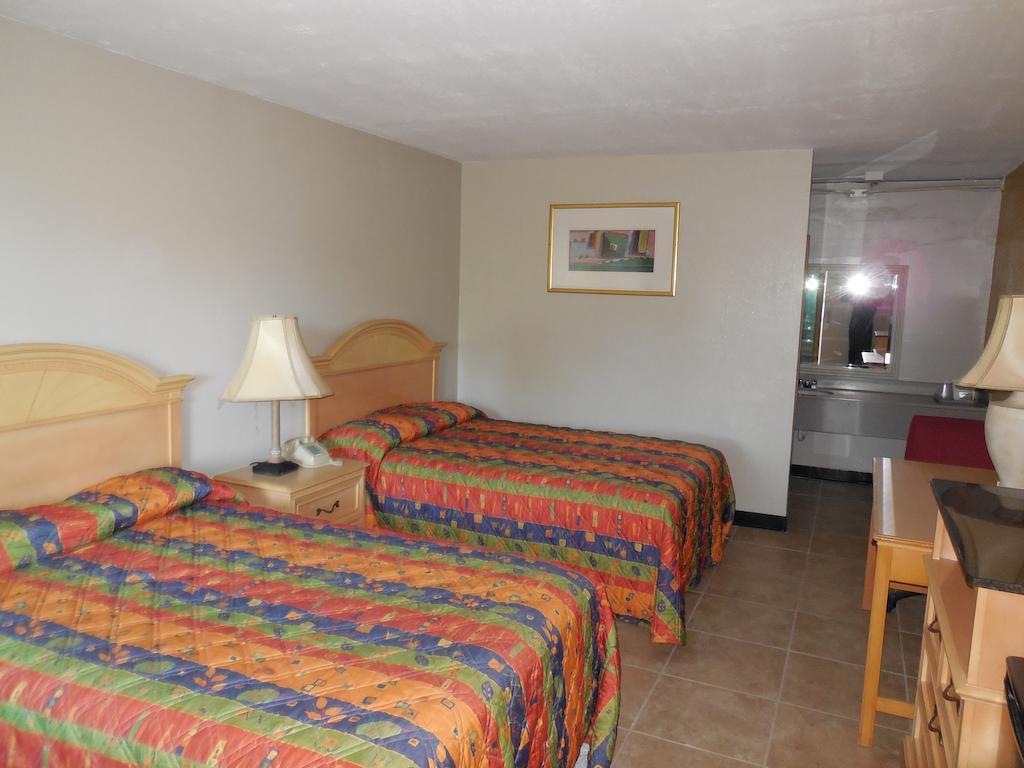 Budget Inn Punta Gorda Oda fotoğraf